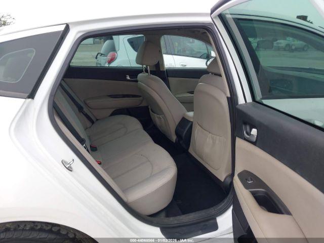 Kia Optima Lx Image 6