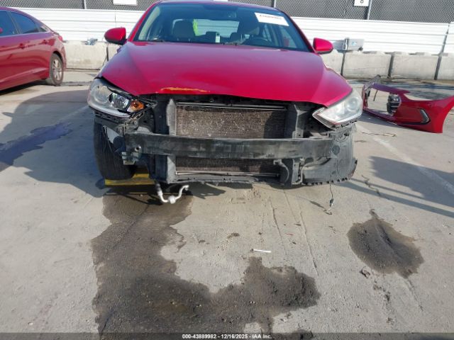 Hyundai ELANTRA Value Edition Image 4