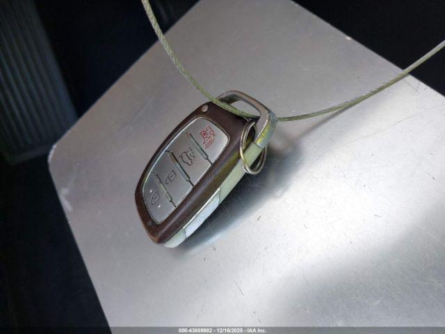 Hyundai ELANTRA Value Edition Image 13