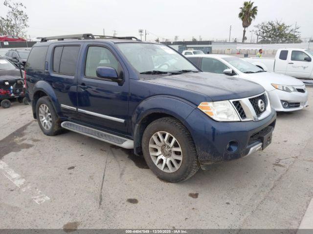  Salvage Nissan Pathfinder