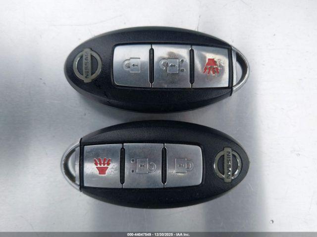 Nissan Pathfinder Le Image 10