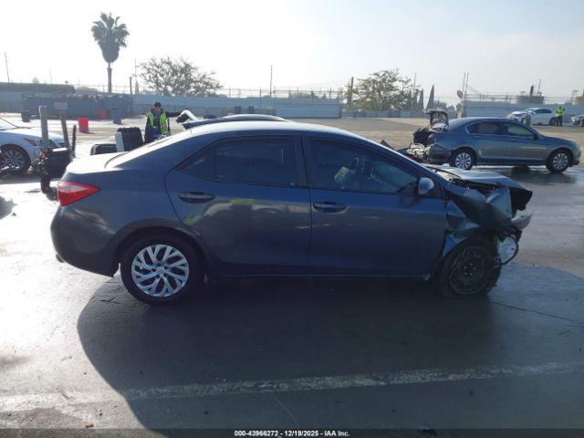 Toyota Corolla Le Image 5