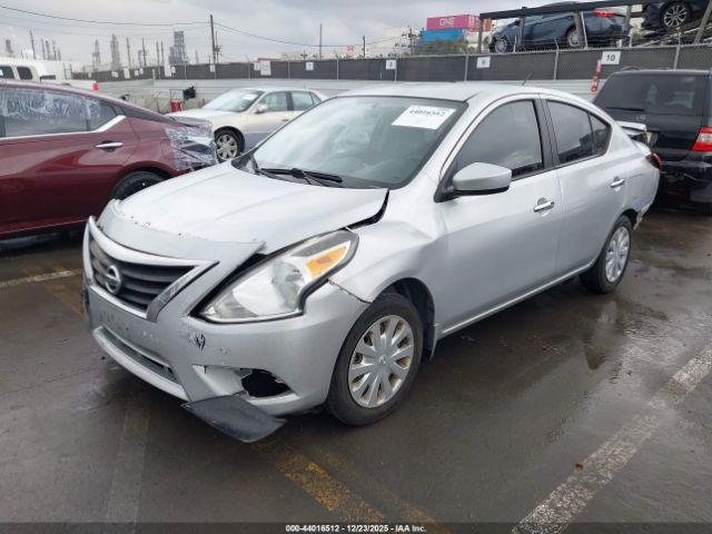 Nissan Versa 1.6 Sv Image 9