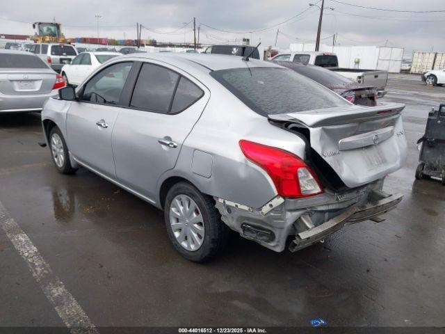 Nissan Versa 1.6 Sv Image 12