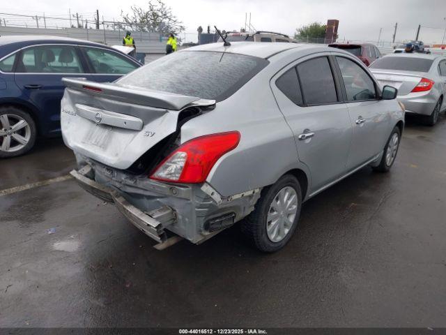 Nissan Versa 1.6 Sv Image 11