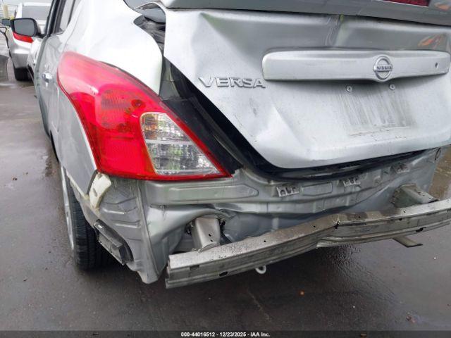 Nissan Versa 1.6 Sv Image 5