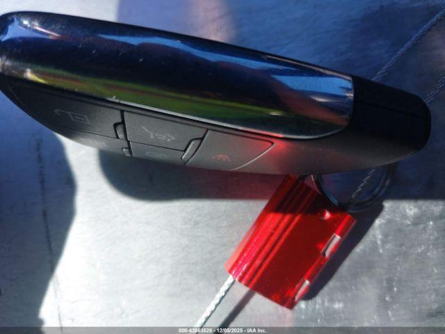 Chevrolet Equinox Rs Image 15