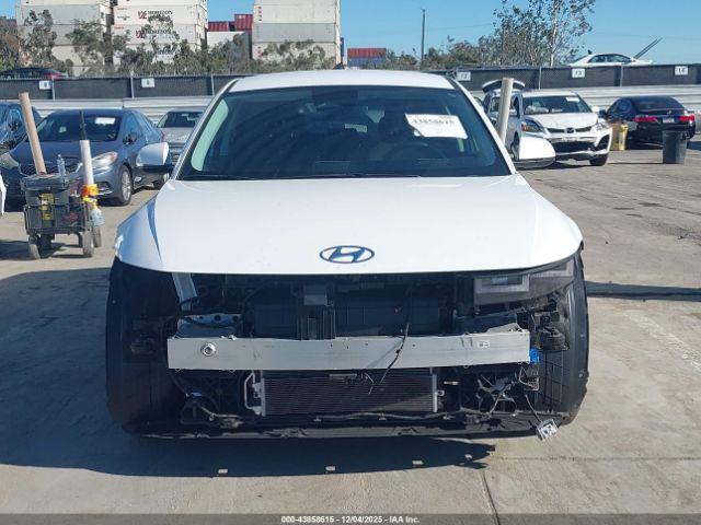 Hyundai Ioniq Se Image 8