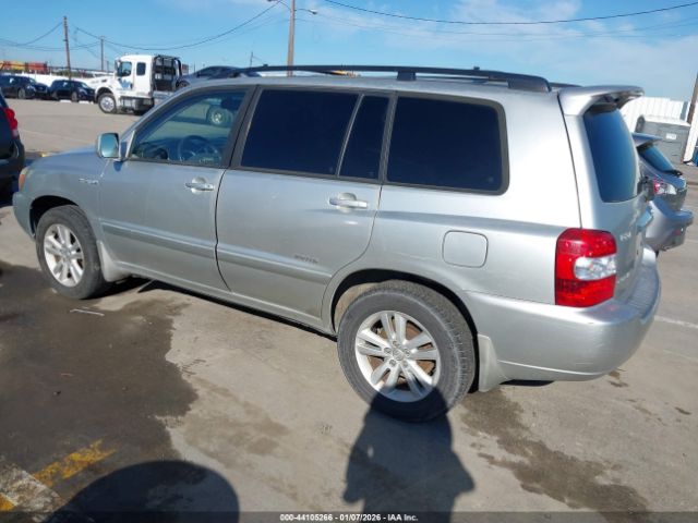 Toyota Highlander Limited V6 Image 3