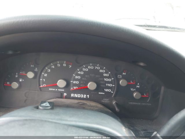 Ford Explorer Image 11