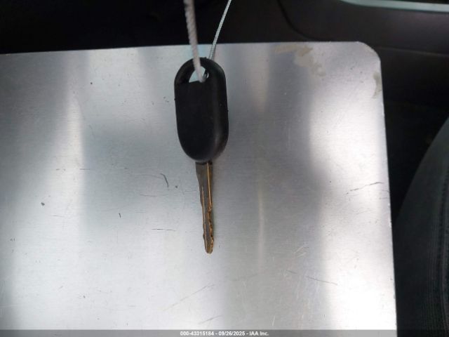 Ford Explorer Image 4