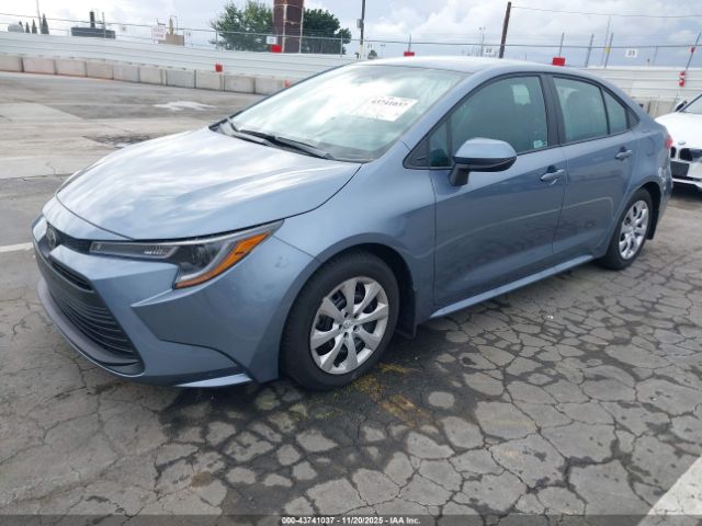 Toyota Corolla Le Image 10