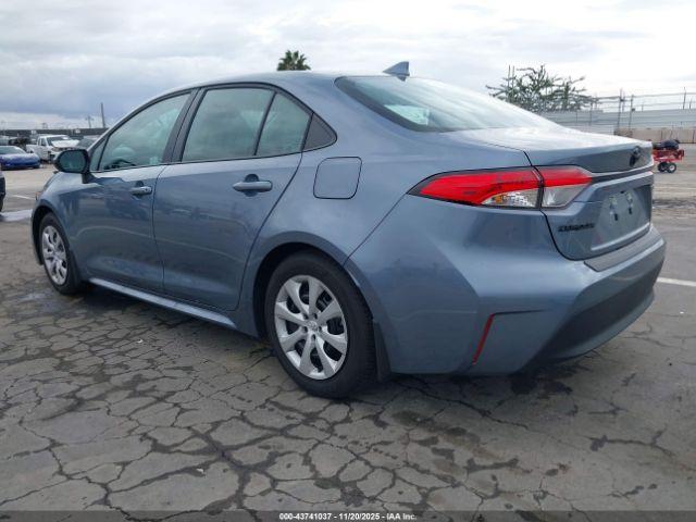 Toyota Corolla Le Image 8