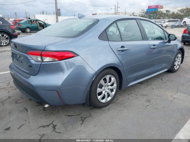 Toyota Corolla Le Image 9