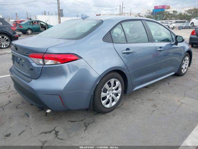 Toyota Corolla Le Image 9