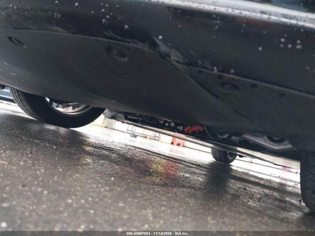 Tesla Model 3 Long Range Dual Motor All-wheel Drive Image 3