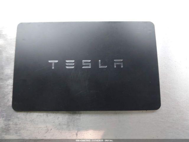 Tesla Model 3 Long Range Dual Motor All-wheel Drive Image 10