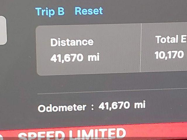 Tesla Model 3 Long Range Dual Motor All-wheel Drive Image 11