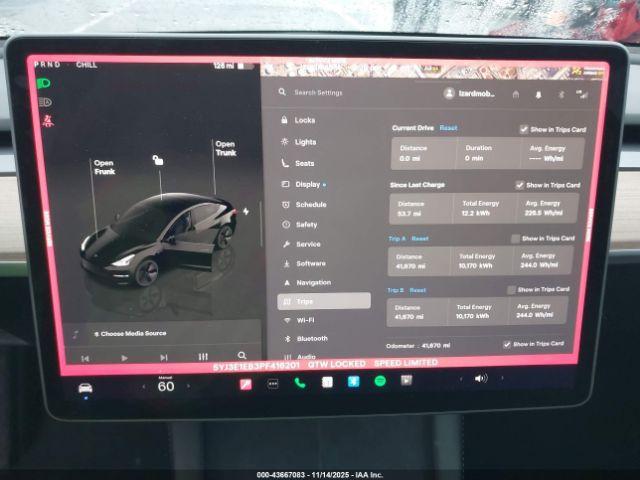 Tesla Model 3 Long Range Dual Motor All-wheel Drive Image 18