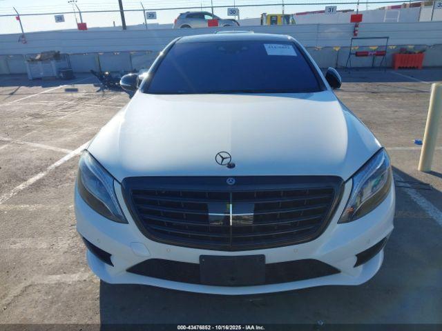 Mercedes-Benz S-Class Image 3