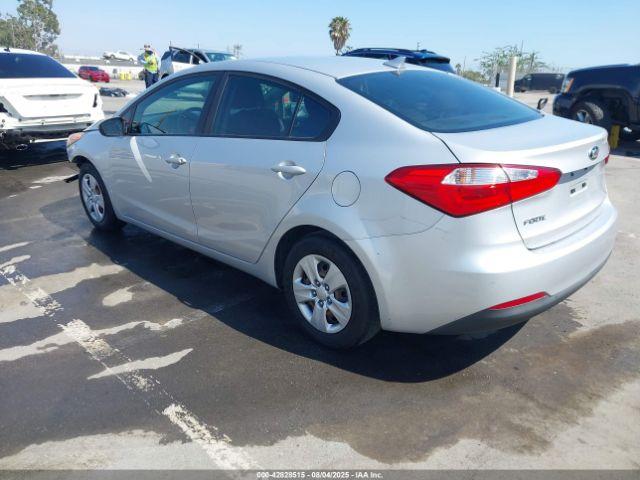 Kia Forte Lx Image 7