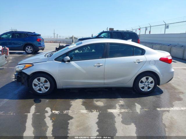 Kia Forte Lx Image 13