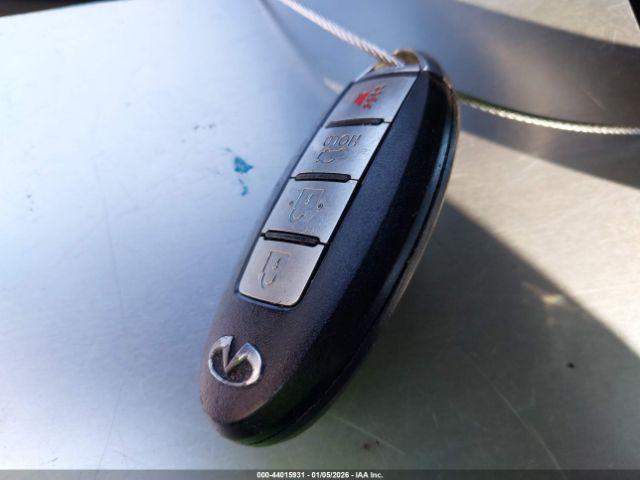 INFINITI M35 Image 8