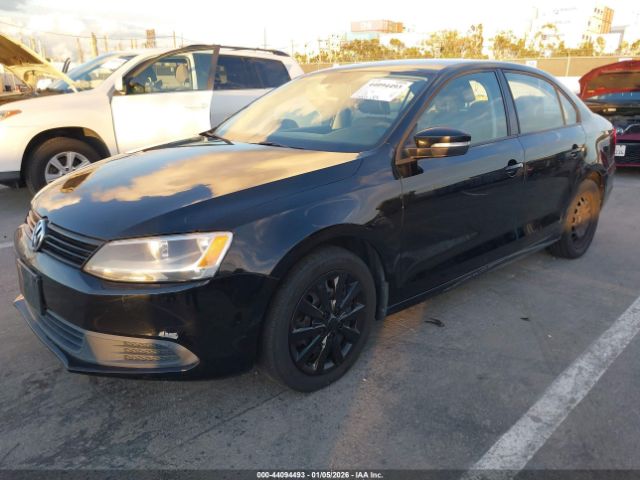 Volkswagen Jetta 1.8t Se Image 9