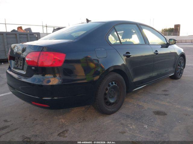 Volkswagen Jetta 1.8t Se Image 4