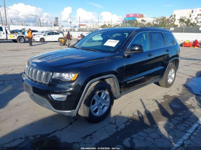 Jeep Grand Cherokee Laredo 4x2 Image 11