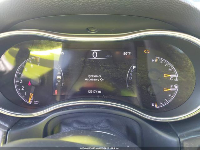 Jeep Grand Cherokee Laredo 4x2 Image 4