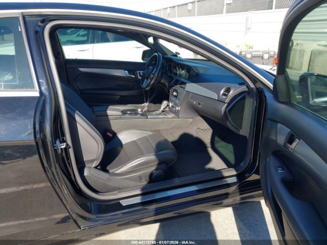 Mercedes-Benz C-Class Image 5