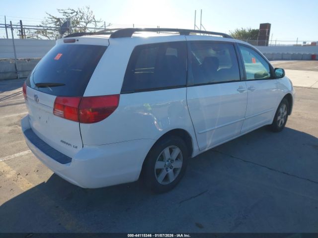 Toyota Sienna Le Image 5