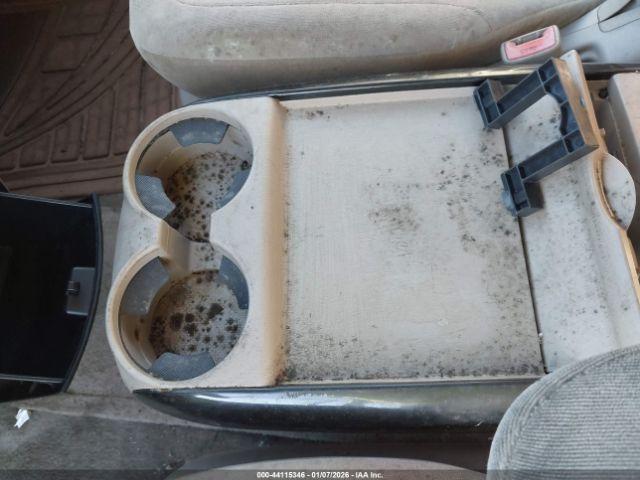 Toyota Sienna Le Image 12