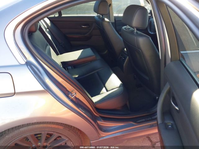 BMW 3 Series Image 10