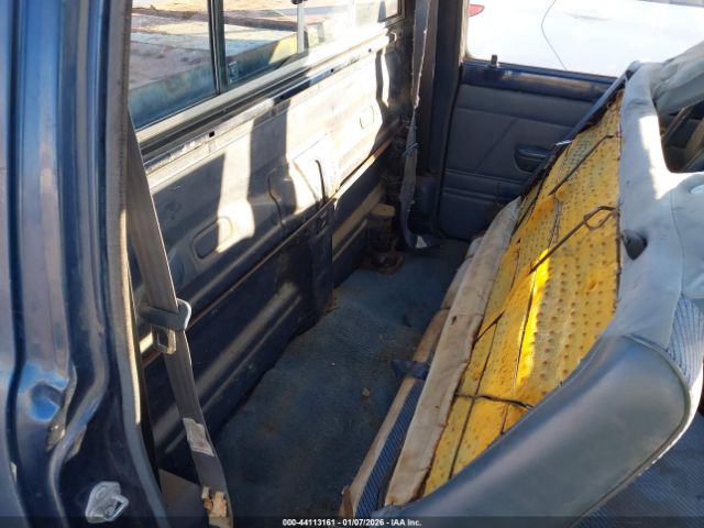 Toyota Pickup Image 4