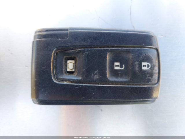 Toyota Prius Image 10