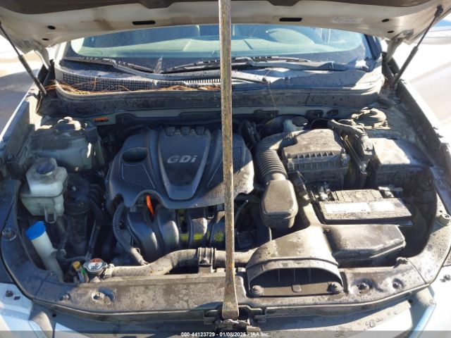 Hyundai SONATA Gls Image 12