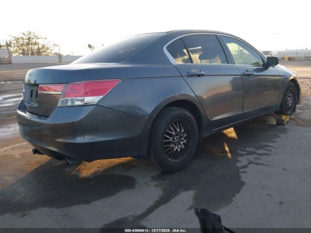 Honda Accord 2.4 Lx Image 10