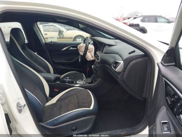 INFINITI Qx Sport Image 3