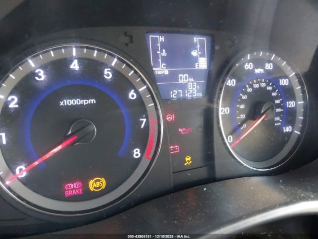 Hyundai ACCENT Value Edition Image 14