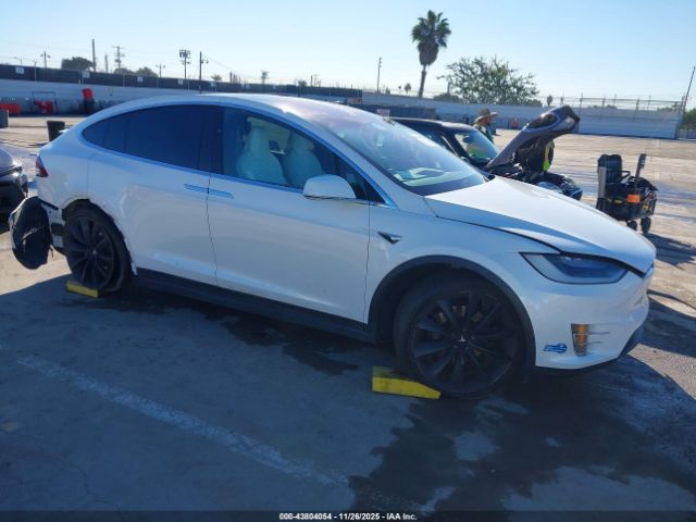 Tesla Model X Image 1