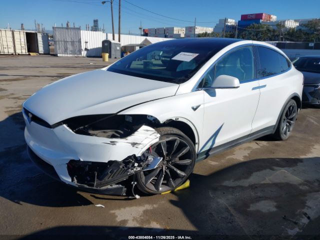 Tesla Model X Image 3