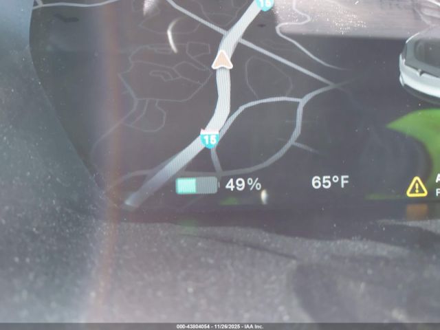 Tesla Model X Image 13