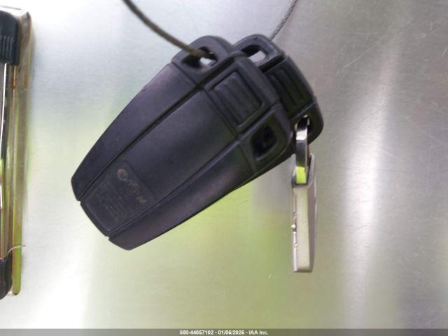 BMW 3 Series Image 4