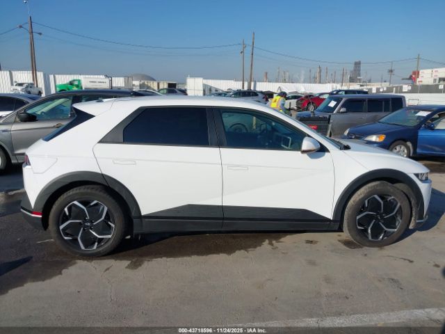 Hyundai Ioniq Sel Image 13