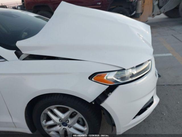 Ford Fusion Se Image 7