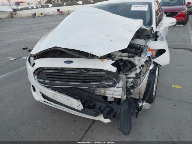 Ford Fusion Se Image 13