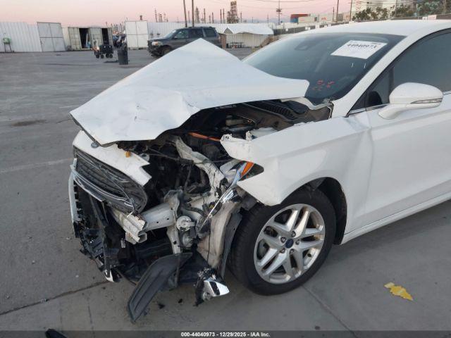 Ford Fusion Se Image 11