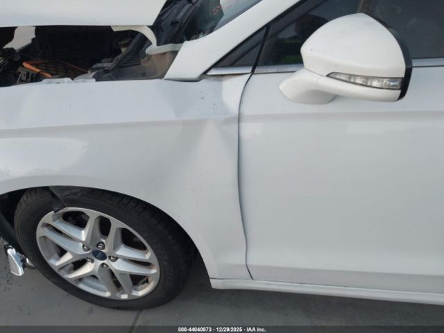 Ford Fusion Se Image 16